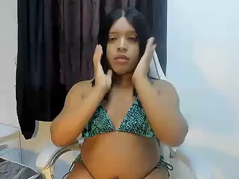 Snapshot of ShanayaKops chatting on 22, 11, 2025 ShanayaKops online show from 22, 11, 2025