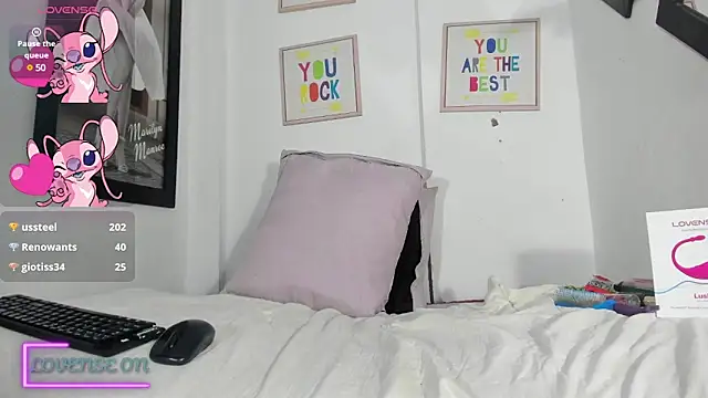 Snapshot of catalina_santana23 chatting on 13, 3, 2025 catalina santana23 online show from 13, 3, 2025