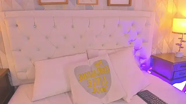 Snapshot of martina_rivera_ chatting on 29, 4, 2026 martina rivera online show from 29, 4, 2026