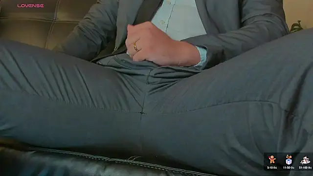 Snapshot of MrLonely02 chatting on 28, 12, 2024 MrLonely02 online show from 28, 12, 2024