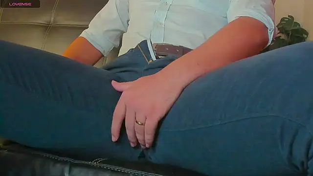 Snapshot of MrLonely02 chatting on 9, 1, 2025 MrLonely02 online show from 9, 1, 2025