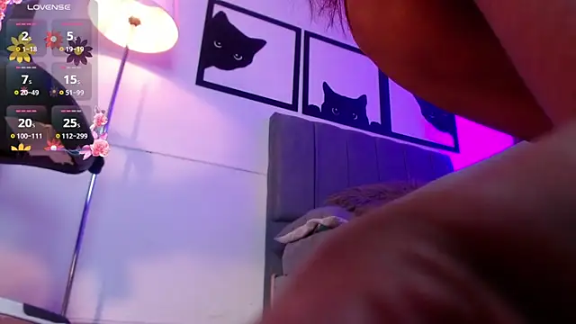 VictoriaMontero30000 online show from 21, 3, 2025