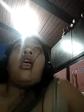 Snapshot of love_evelin chatting on 7, 3, 2025 love evelin online show from 7, 3, 2025