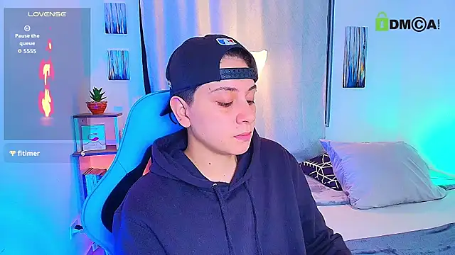 aron wi online show from 10, 10, 2025