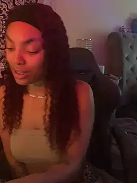 butterflybootyy online show from 13, 12, 2024