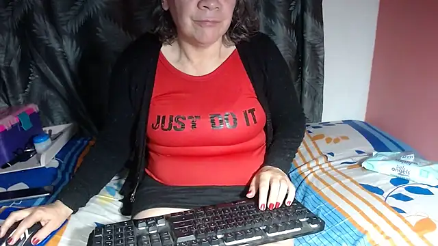Snapshot of Elizabeth68 chatting on 22, 12, 2024 Elizabeth68 online show from 22, 12, 2024