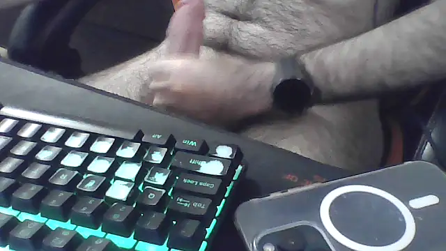 squiddy 69 online show from 15, 10, 2025