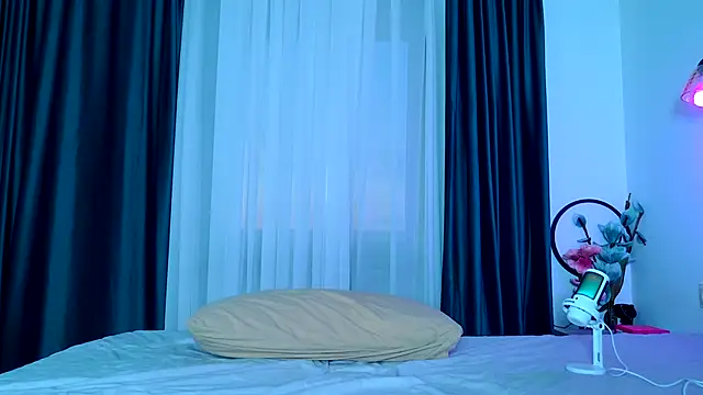 Snapshot of Brenda_M00n chatting on 3, 10, 2025 Brenda M00n online show from 3, 10, 2025