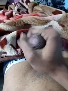 HotPrism439 online show from 15, 1, 2026