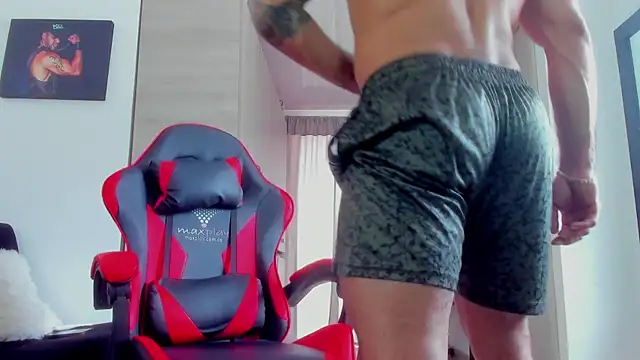 Snapshot of SamirHazard97 chatting on 2, 3, 2026 SamirHazard97 online show from 2, 3, 2026