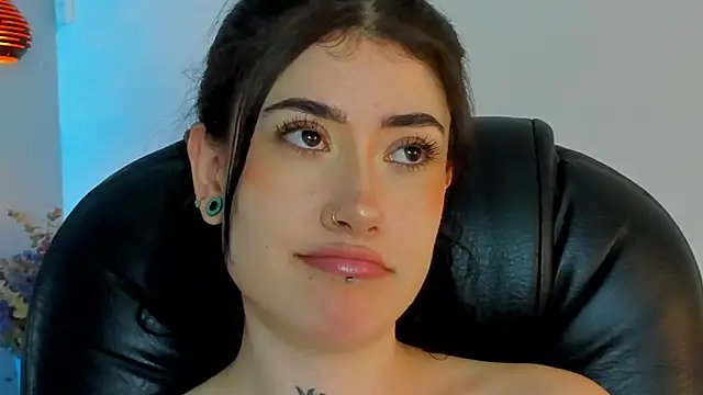 melody suarez online show from 12, 1, 2025