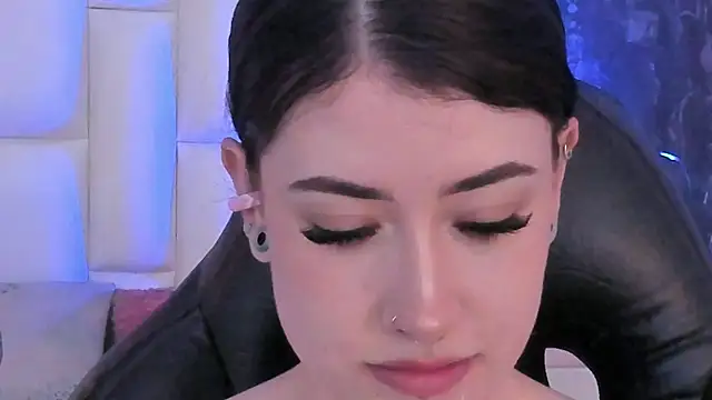 melody suarez online show from 7, 2, 2025