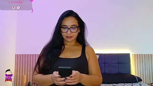 Snapshot of DIOSA-HOT chatting on 11, 5, 2026 DIOSA-HOT online show from 11, 5, 2026
