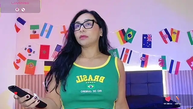 Snapshot of DIOSA-HOT chatting on 12, 6, 2026 DIOSA-HOT online show from 12, 6, 2026