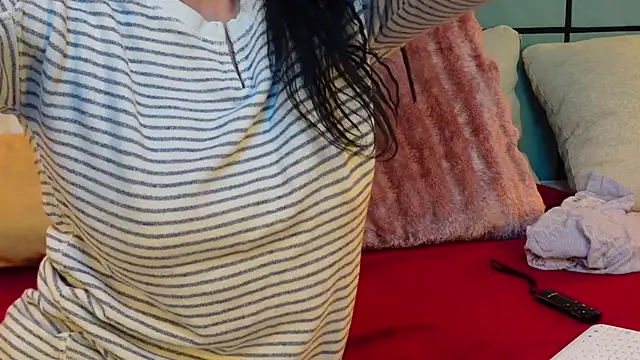 SarraRose online show from 9, 2, 2025