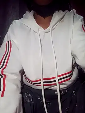 Snapshot of HornyWestern chatting on 25, 11, 2025 HornyWestern online show from 25, 11, 2025