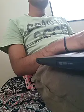 Jonrobinso online show from 4, 3, 2025