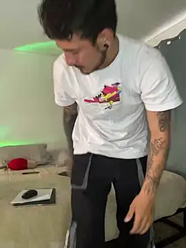 anika lowen02 online show from 4, 1, 2025