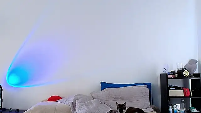 anika lowen02 online show from 6, 2, 2025