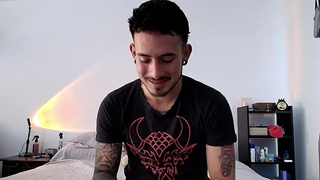 anika lowen02 online show from 19, 2, 2025