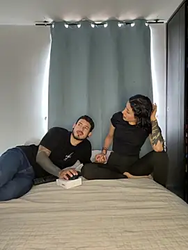 anika lowen02 online show from 10, 9, 2025