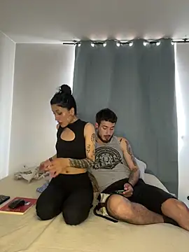 anika lowen02 online show from 24, 10, 2025