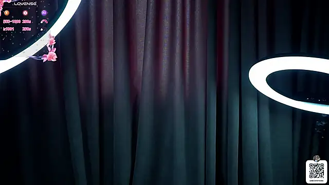 Snapshot of EvelyynLopez chatting on 15, 3, 2025 EvelyynLopez online show from 15, 3, 2025