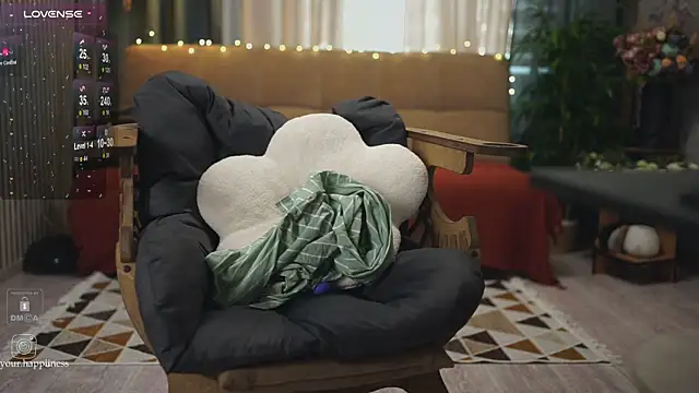 Feral Berrry  online show from 13, 2, 2025