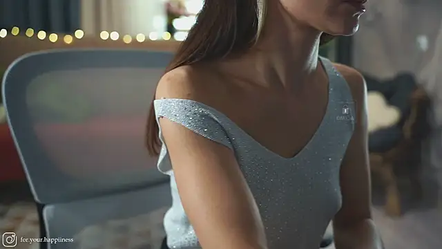 Feral Berrry  online show from 18, 9, 2025