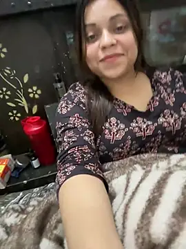 Snapshot of simmiiii chatting on 27, 2, 2025 simmiiii online show from 27, 2, 2025