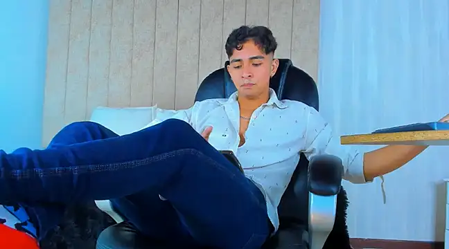 Snapshot of Muichiro_tokito1 chatting on 27, 2, 2025 Muichiro tokito1 online show from 27, 2, 2025