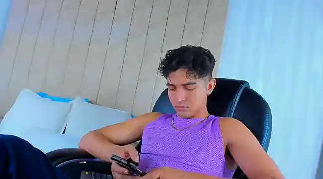 Snapshot of Muichiro_tokito1 chatting on 5, 3, 2025 Muichiro tokito1 online show from 5, 3, 2025