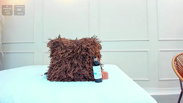 nahomygrey  online show from 25, 1, 2025