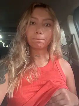 amanda-medrano1 online show from 19, 1, 2026