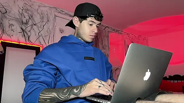 Saturno v online show from 29, 1, 2025