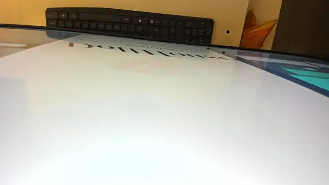 escarleth   online show from 1, 3, 2025