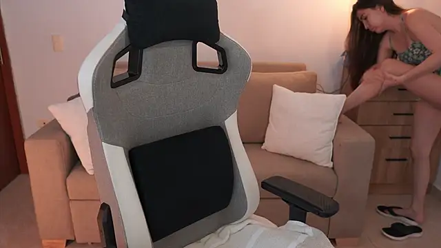 anyacutex online show from 23, 2, 2026