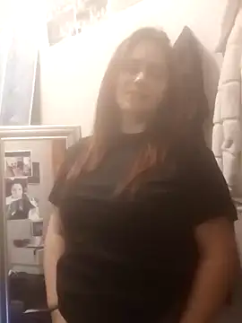 Snapshot of lilbishmiss chatting on 2, 2, 2025 lilbishmiss online show from 2, 2, 2025