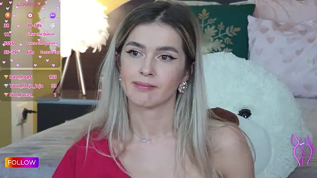 Snapshot of Sarah-Hart chatting on 21, 12, 2024 Sarah-Hart online show from 21, 12, 2024