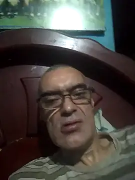 Snapshot of hugosafado333 chatting on 16, 12, 2024 hugosafado333 online show from 16, 12, 2024