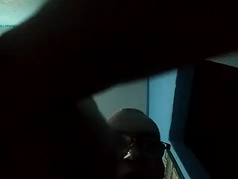 Snapshot of hugosafado333 chatting on 18, 12, 2024 hugosafado333 online show from 18, 12, 2024