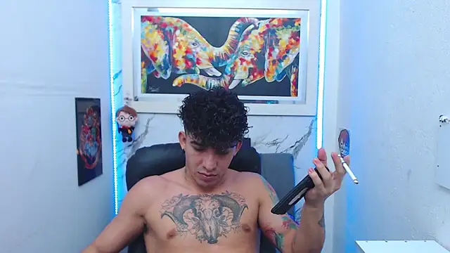 Snapshot of targuerian22 chatting on 19, 11, 2025 targuerian22 online show from 19, 11, 2025