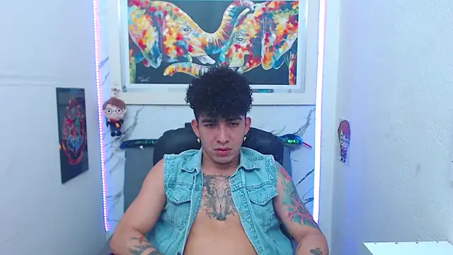 Snapshot of targuerian22 chatting on 30, 11, 2025 targuerian22 online show from 30, 11, 2025