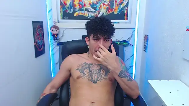 Snapshot of targuerian22 chatting on 1, 12, 2025 targuerian22 online show from 1, 12, 2025