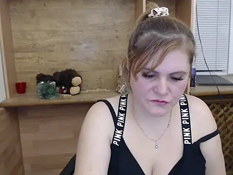 DaniellaKiss online show from 8, 2, 2026