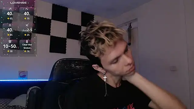 bryamado69 online show from 18, 9, 2025