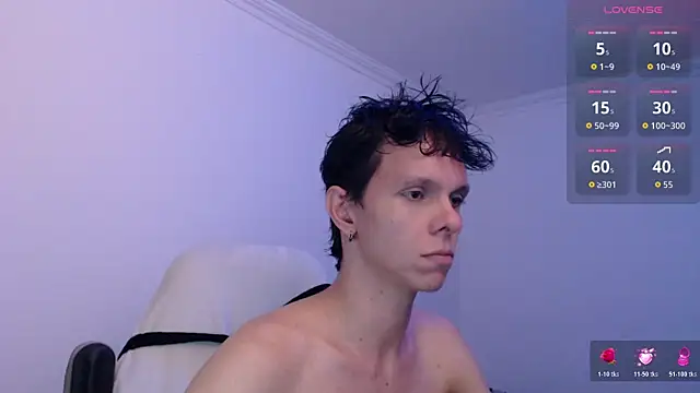 Snapshot of bryamado69 chatting on 19, 4, 2026 bryamado69 online show from 19, 4, 2026