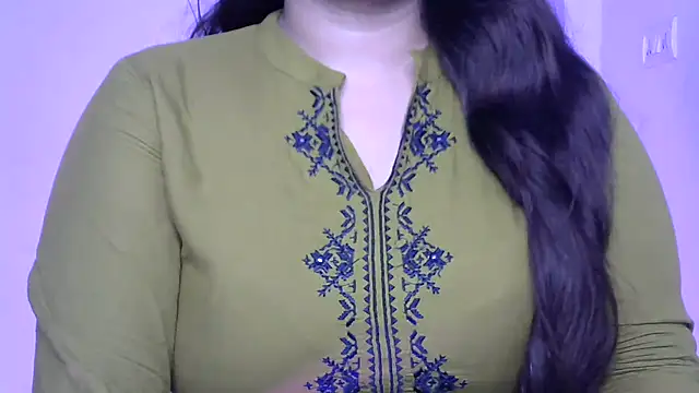 Cute-Ayesha online show from 4, 10, 2025