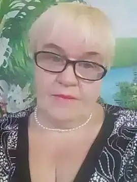 VioletSweet566 online show from 9, 2, 2025