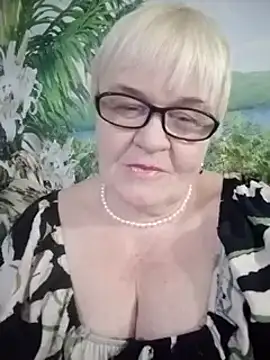 VioletSweet566 online show from 20, 2, 2025